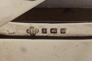 Hallmark on large silver vesta case
